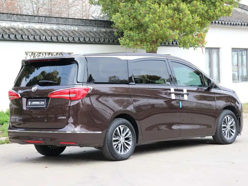 Buick GL8 2017 ES 28T luxury model National V купить на сайте DeffCars