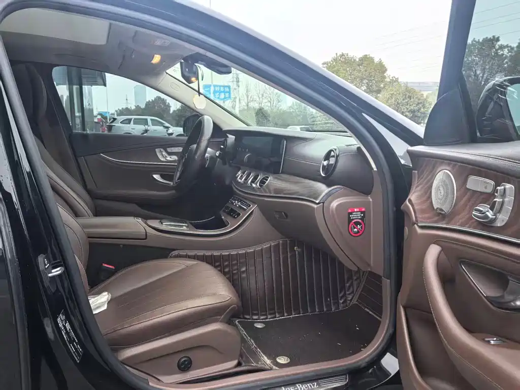 Mercedes-Benz E-Class 2023 E 300 L Luxury Model купить на сайте DeffCars