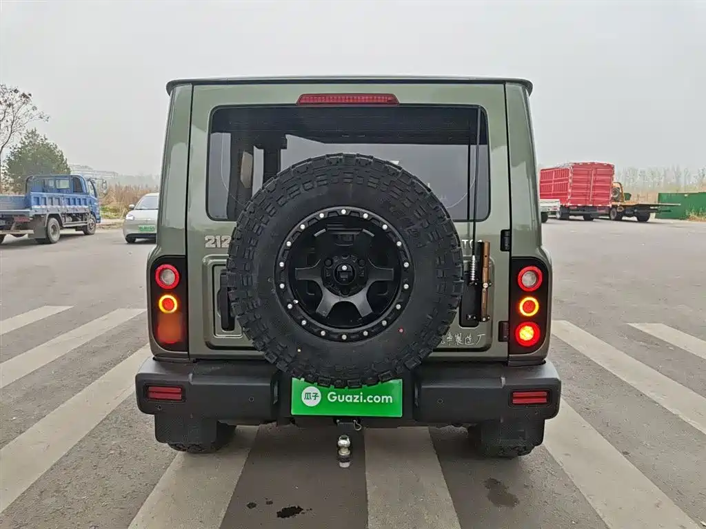 212 T01 2024 2.0T Mechanic купить на сайте DeffCars