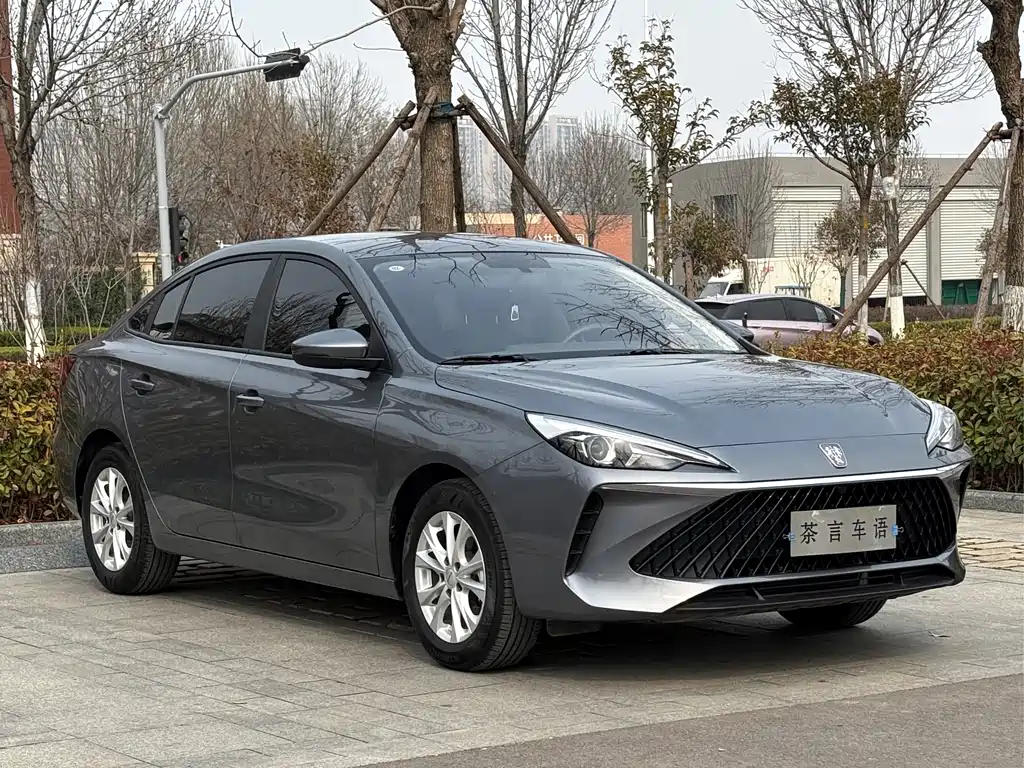 Roewe i5 2023 1.5L Manual Comfort Edition купить на сайте DeffCars