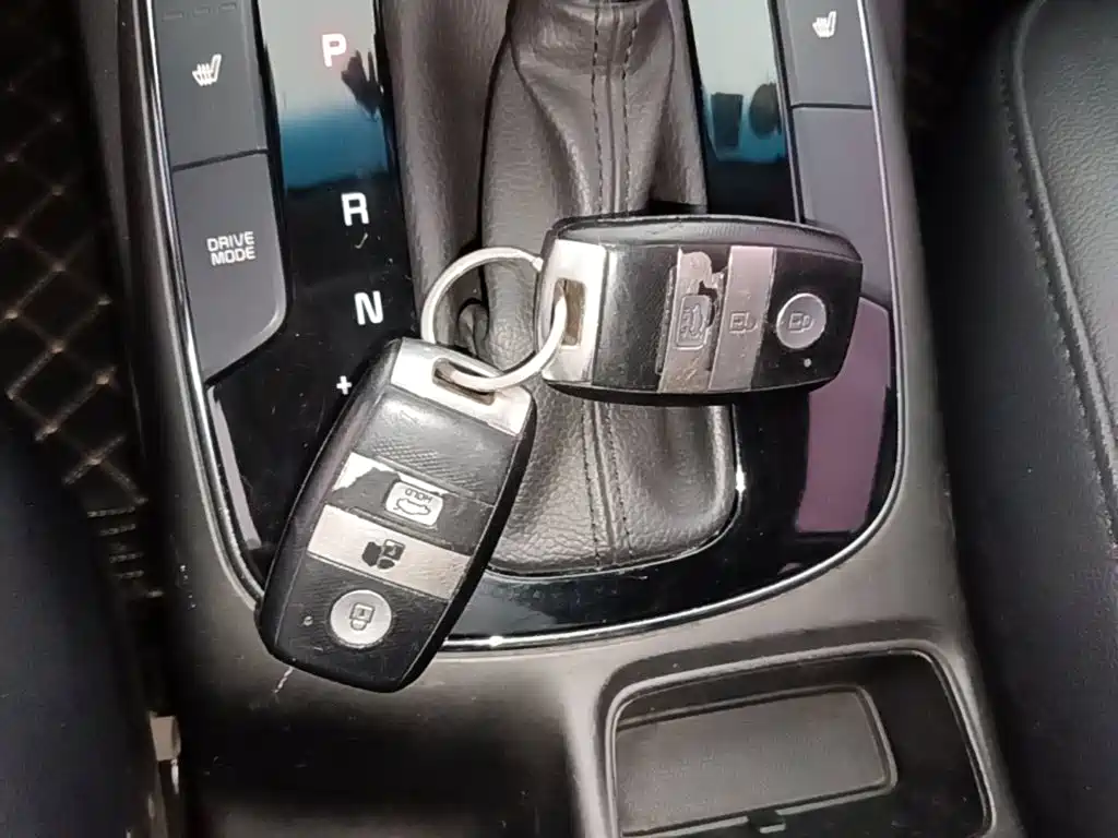 Kia K3 2017 1.6L Automatic 15th Anniversary Special Edition gls купить на сайте DeffCars
