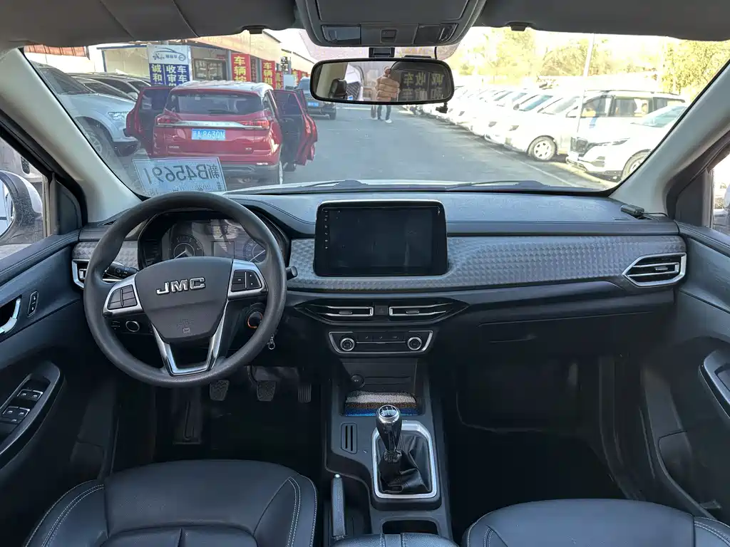 Baodian 2023 2.5T diesel four-wheel drive comfort version standard axle JX4D25A6L купить на сайте DeffCars