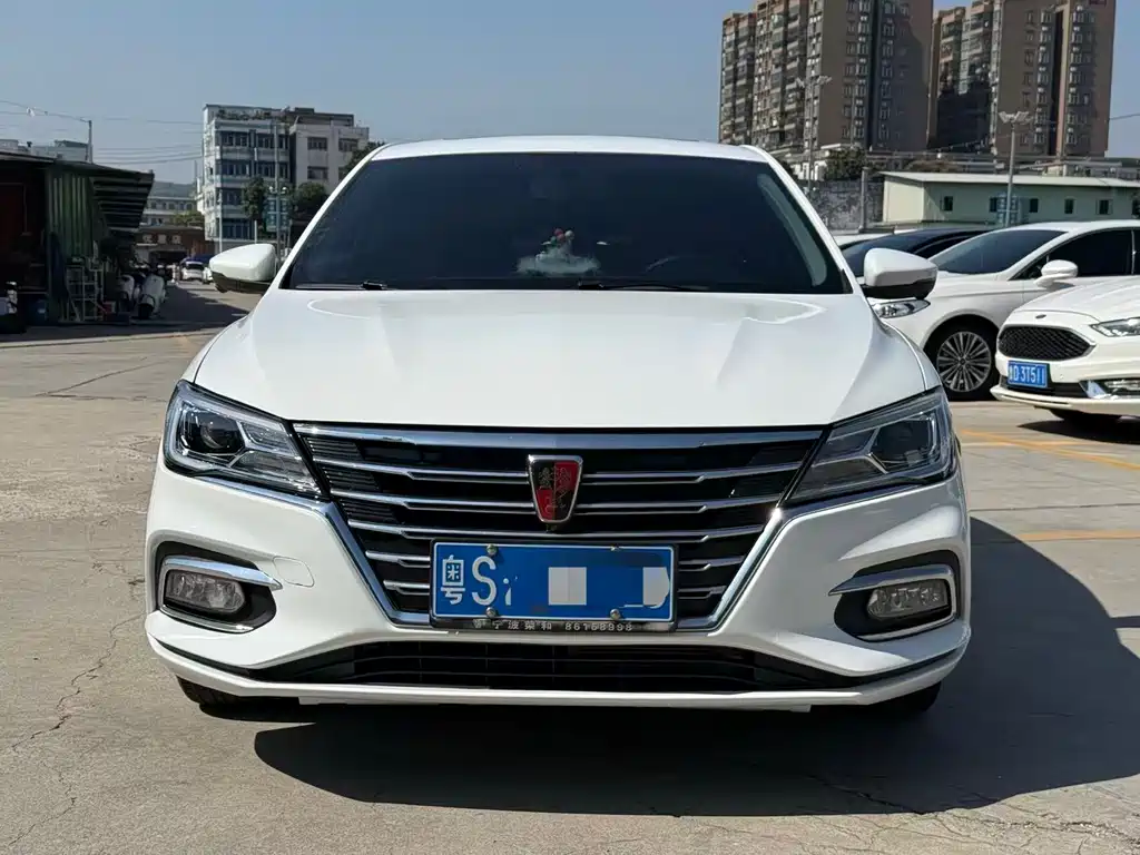 Roewe i5 2019 1.5L automatic 4G Internet Langham Edition купить на сайте DeffCars