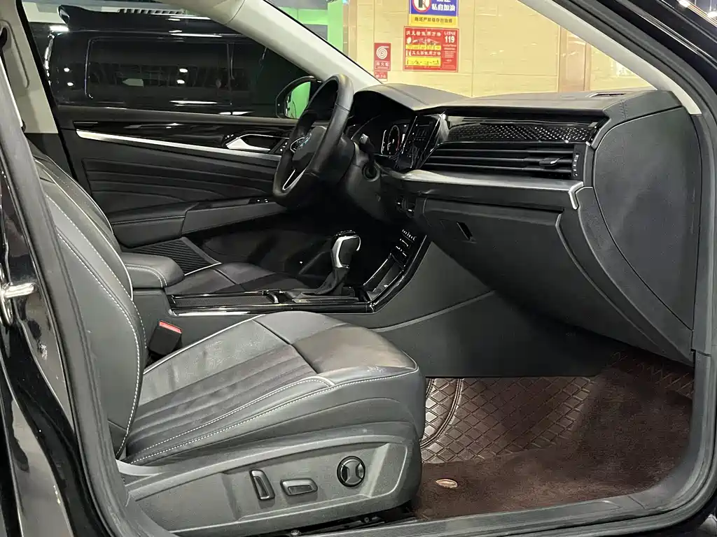 Passat 2023 330TSI Elite Edition купить на сайте DeffCars