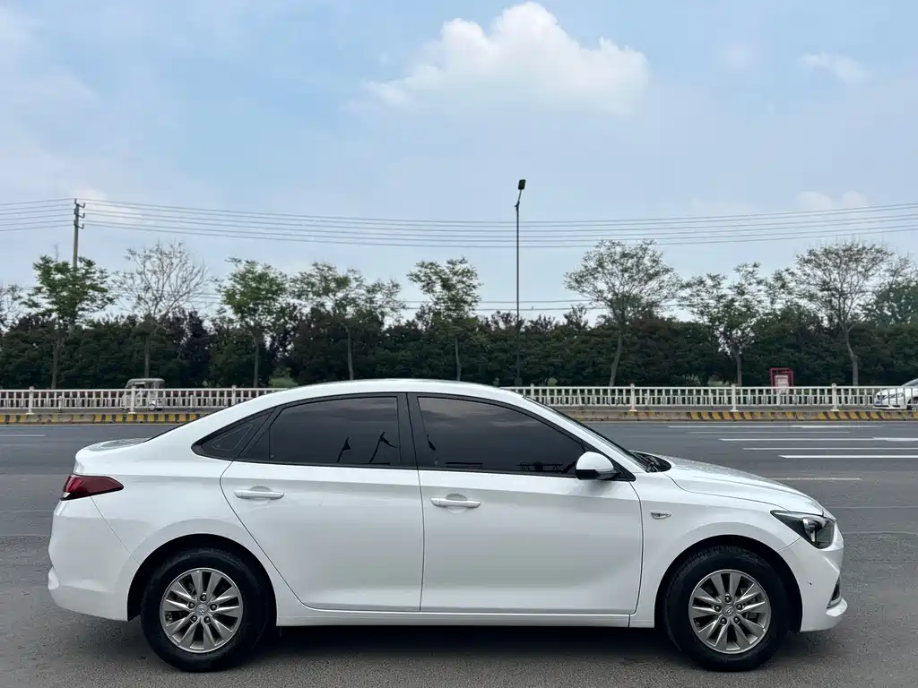 Yuedong 2018 1.6L automatic eye-catching version GL National VI купить на сайте DeffCars