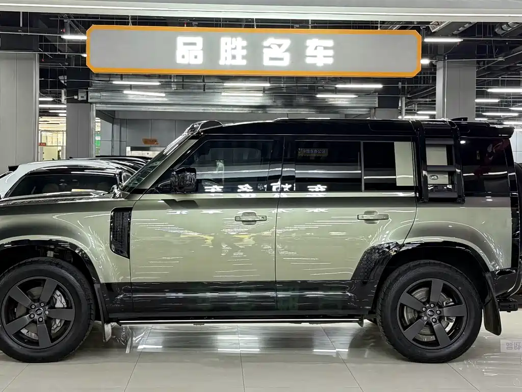 Land Rover Defender 2023 110 3.0T P400 X-DYNAMIC HSE купить на сайте DeffCars