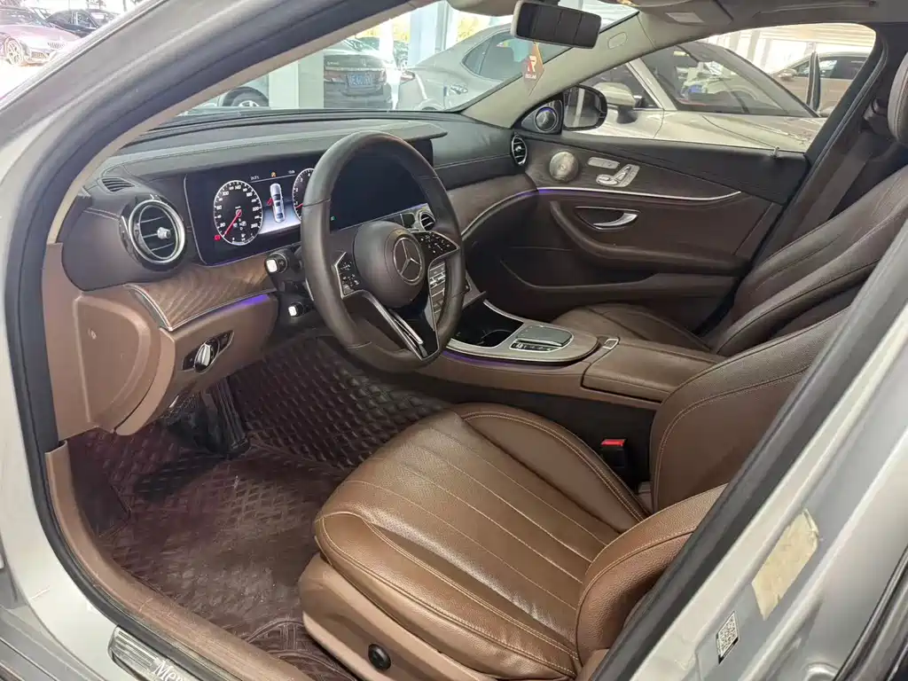 Mercedes-Benz E-Class 2017 E 300 L Luxury Model купить на сайте DeffCars