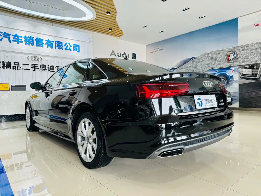 Audi A6L 2018 30th Anniversary Model 35 TFSI Fashion Model купить на сайте DeffCars
