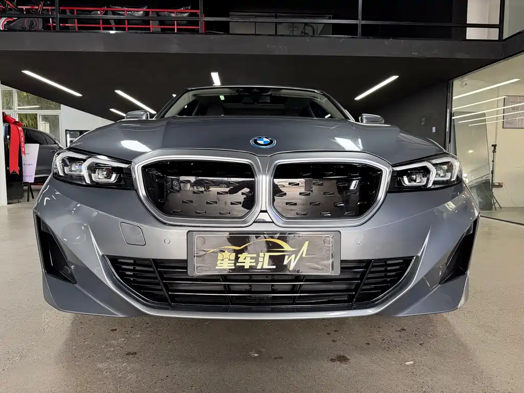 BMW i3 2022 eDrive 35 L купить на сайте DeffCars