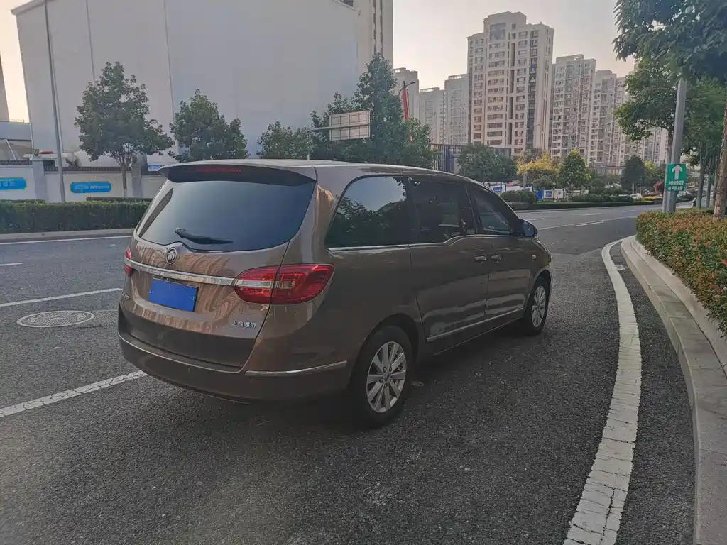 Buick GL8 2018 28T luxury model National VI купить на сайте DeffCars