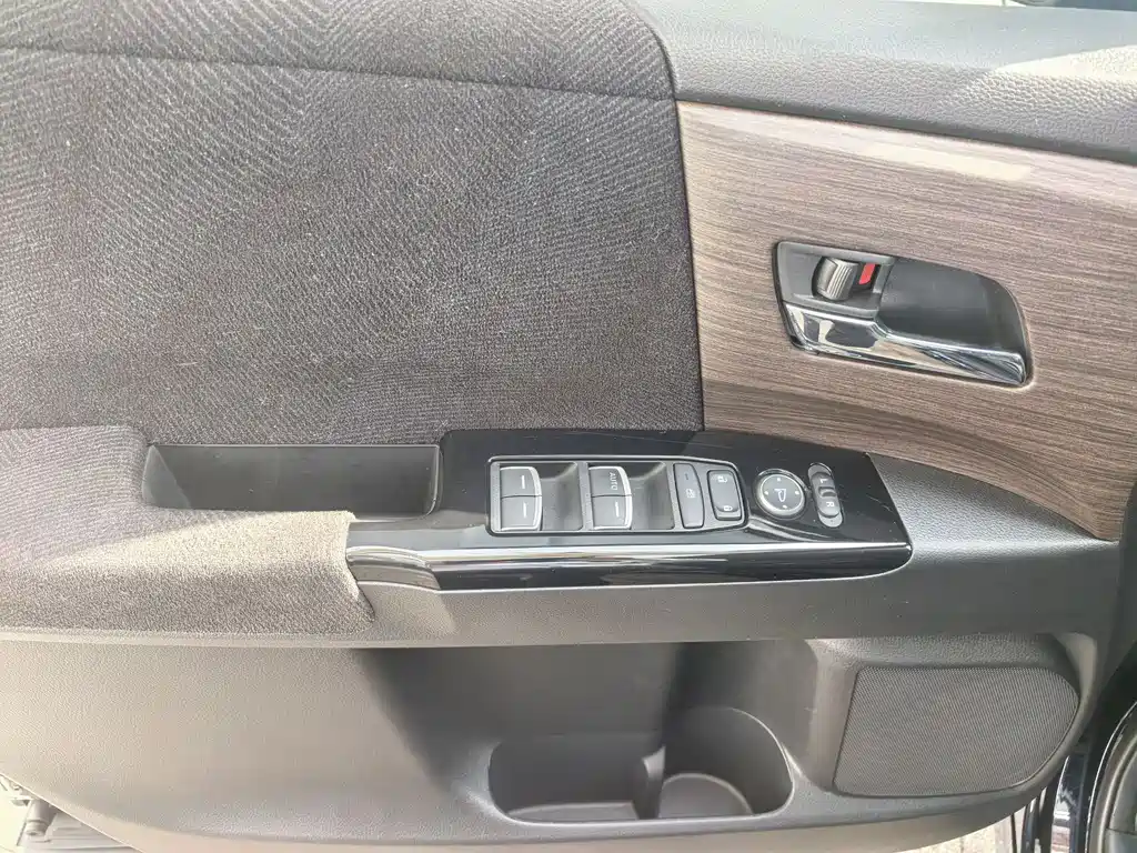 Odyssey 2024 2.0L e:HEV Rui·Enjoy Edition купить на сайте DeffCars