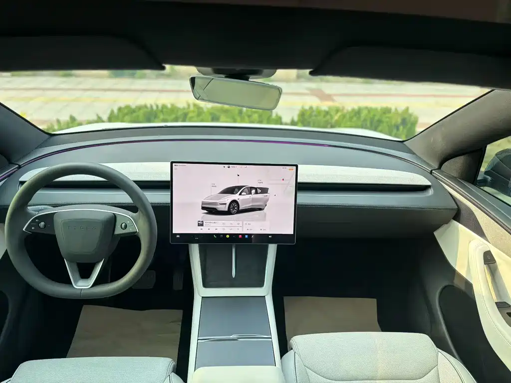 Model Y L 2025 long-range all-wheel drive version купить на сайте DeffCars