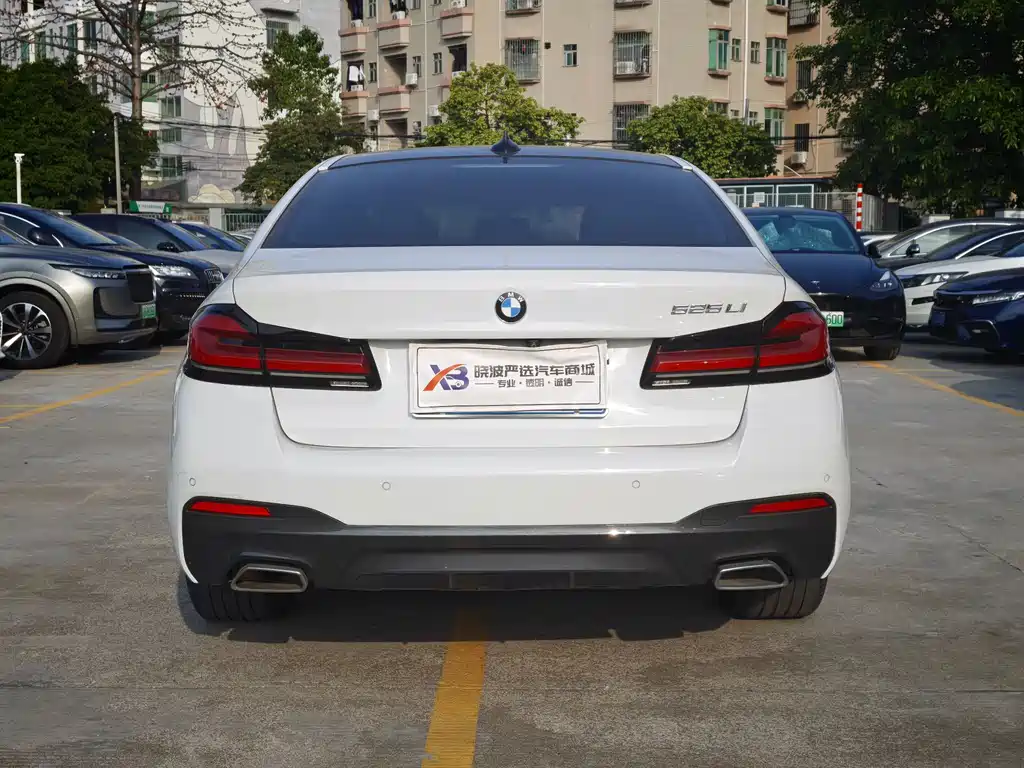 BMW 5 Series (Imported) 2021 525i M Sports Package купить на сайте DeffCars