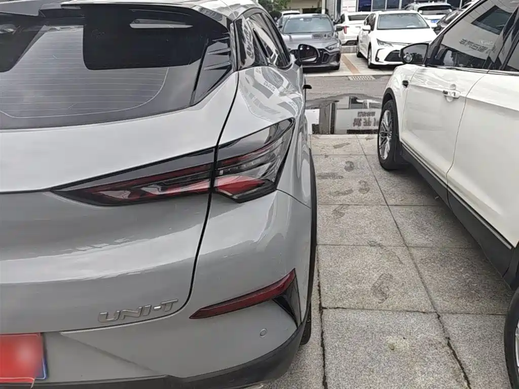 Changan UNI-T 2020 1.5T premium model купить на сайте DeffCars