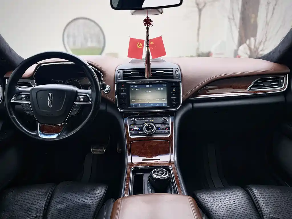 Lincoln Continental 2019 2.0T Two-wheel drive Premium Edition National V купить на сайте DeffCars