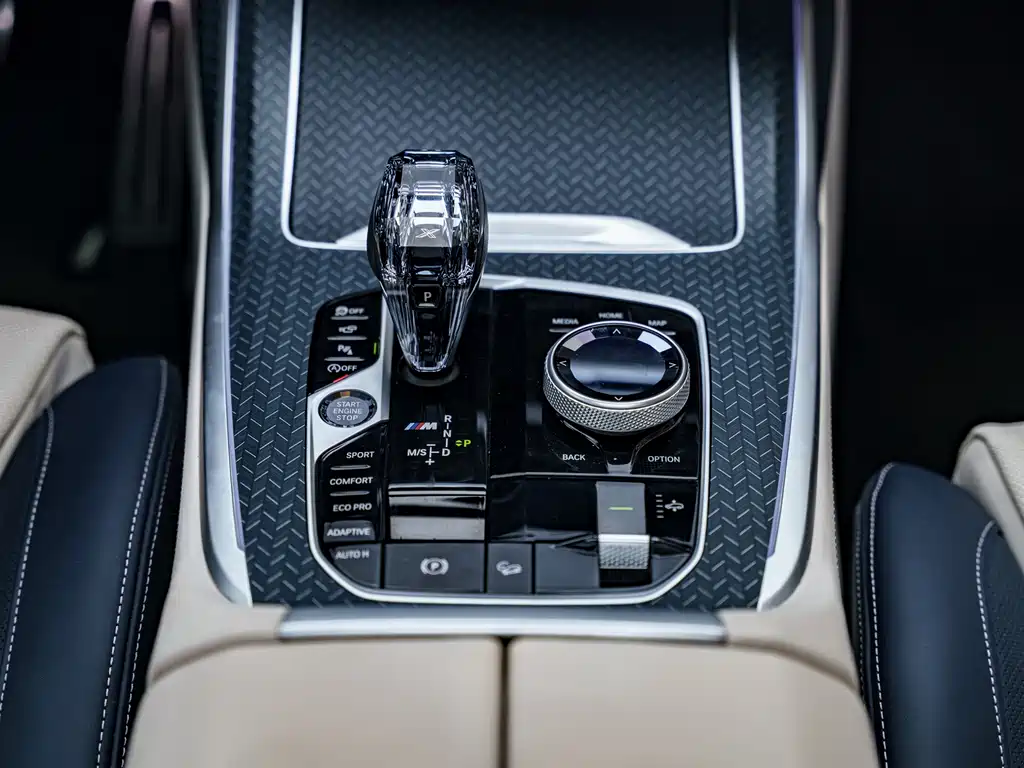 BMW X7 2022 xDrive M50i купить на сайте DeffCars