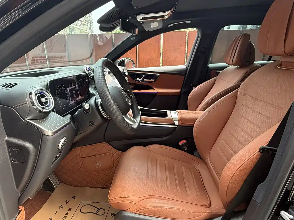 Mercedes-Benz GLC 2025 GLC 300 L 4MATIC luxury model 5 seats купить на сайте DeffCars