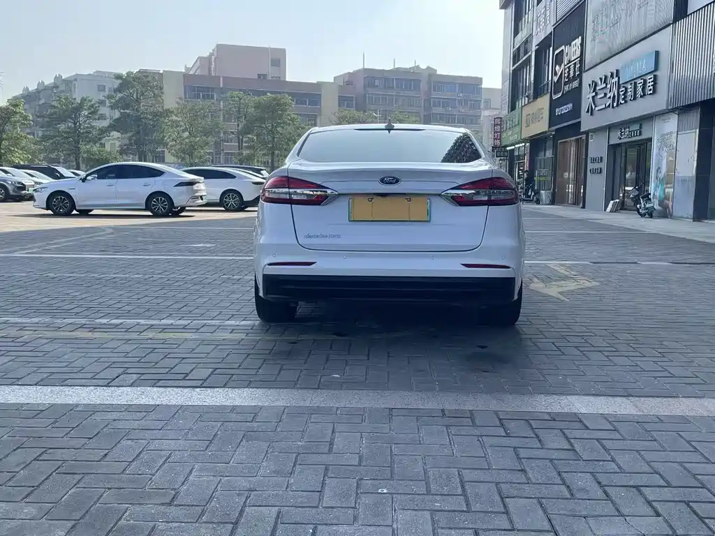 Mondeo New Energy 2018 2.0 PHEV Smart Control Fashion National VI купить на сайте DeffCars