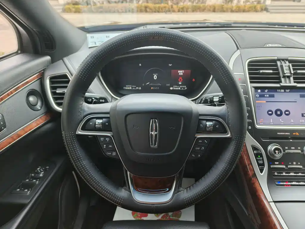 Voyager imported 2019 2.7T four-wheel drive premium version, National V купить на сайте DeffCars