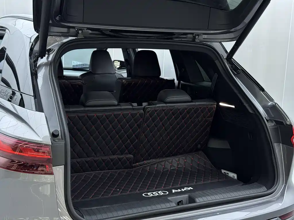 Audi Q5 e-tron 2022 model 40 e-tron star type mecha suit daily version купить на сайте DeffCars