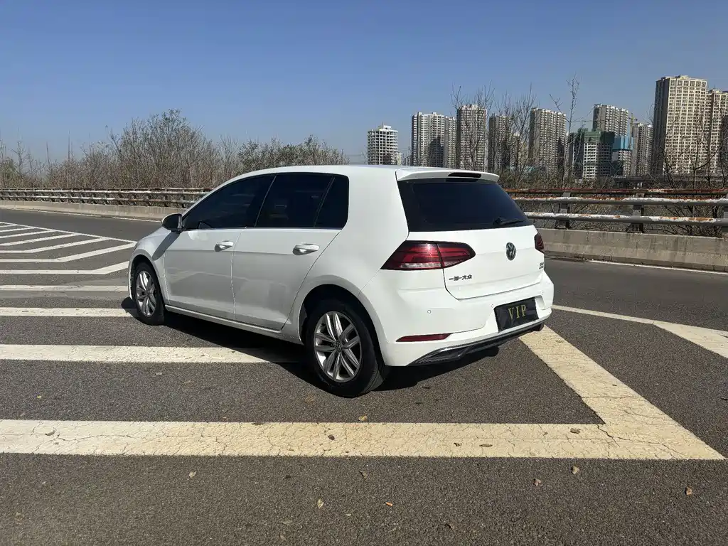Golf 2018 230TSI automatic comfort type купить на сайте DeffCars