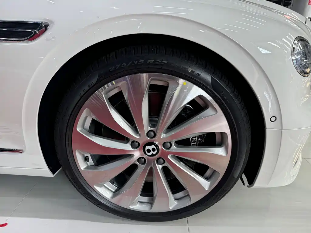 Flying Spur Plug-in Hybrid 2026 4.0T V8 Standard Edition купить на сайте DeffCars