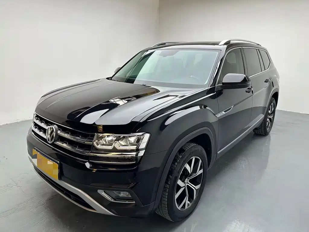 Touron 2017 330TSI two-wheel drive luxury version купить на сайте DeffCars