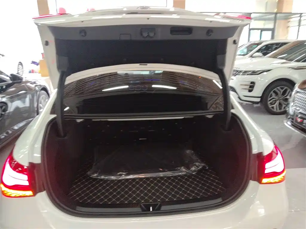 Mercedes-Benz A-Class 2025 A 200 L Fashion Model купить на сайте DeffCars