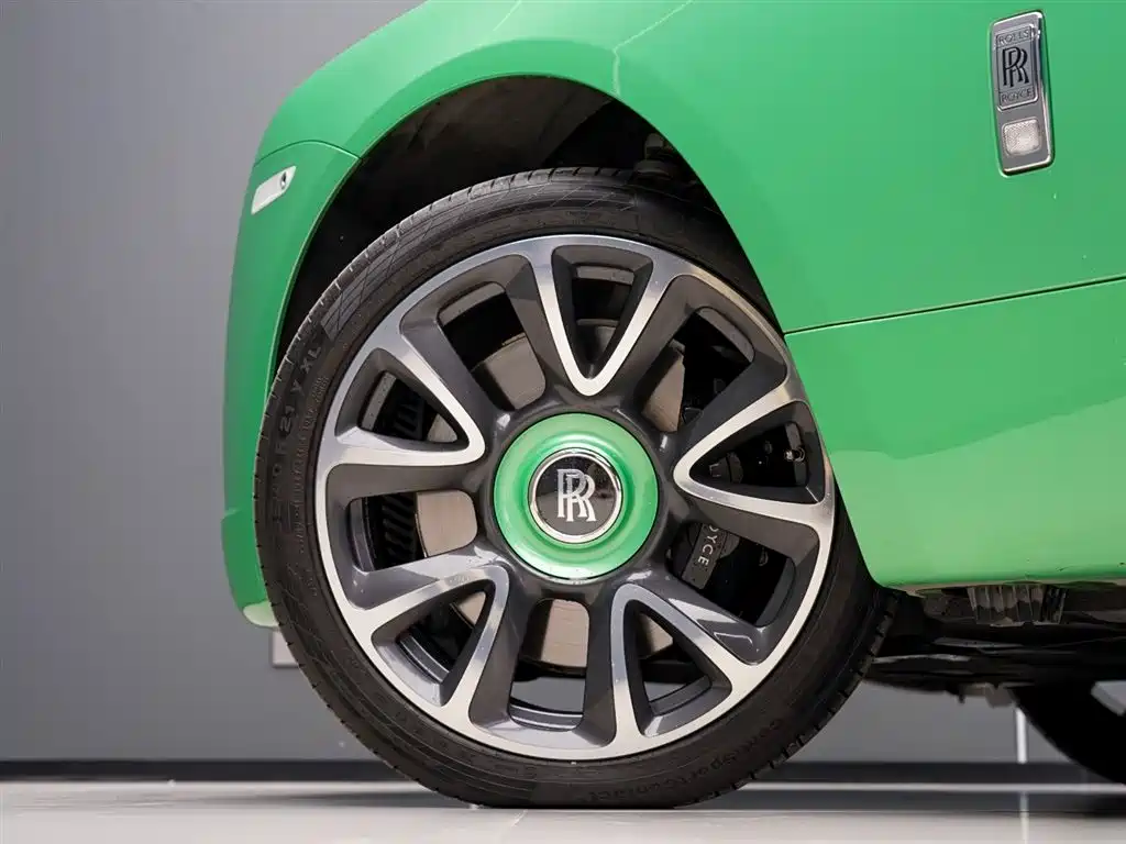 Phantom 2018 6.6T standard model купить на сайте DeffCars