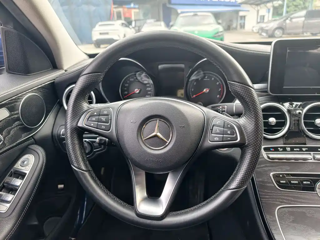 Mercedes-Benz C-Class 2016 C 200 L Sports купить на сайте DeffCars