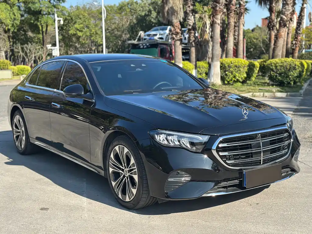 Mercedes-Benz E-Class 2025 E 300 L Luxury Model купить на сайте DeffCars
