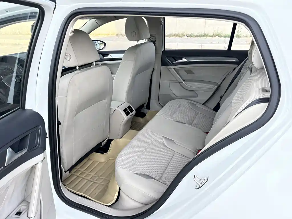 Golf 2016 230TSI automatic comfort type купить на сайте DeffCars