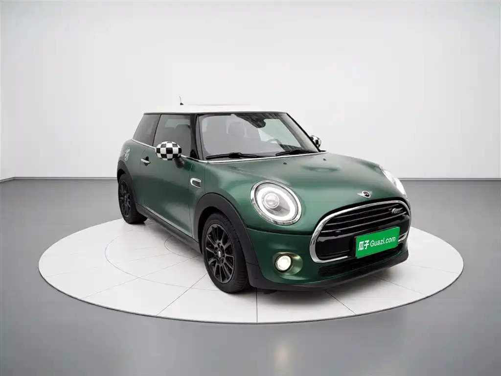 MINI 2021 1.5T COOPER Classic купить на сайте DeffCars