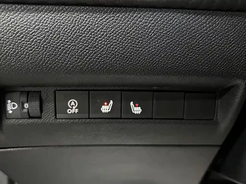 Peugeot 2008 2022 230THP THE ONE купить на сайте DeffCars