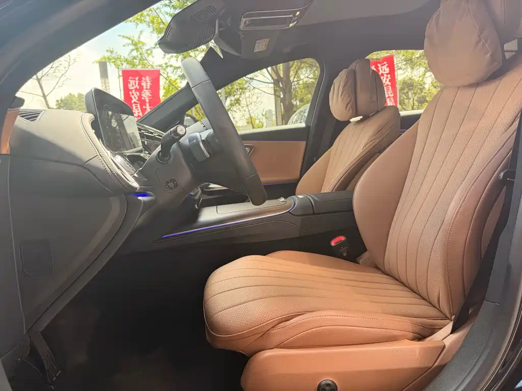 Mercedes-Benz E-Class New Energy 2024 E 350 e L plug-in hybrid sedan купить на сайте DeffCars