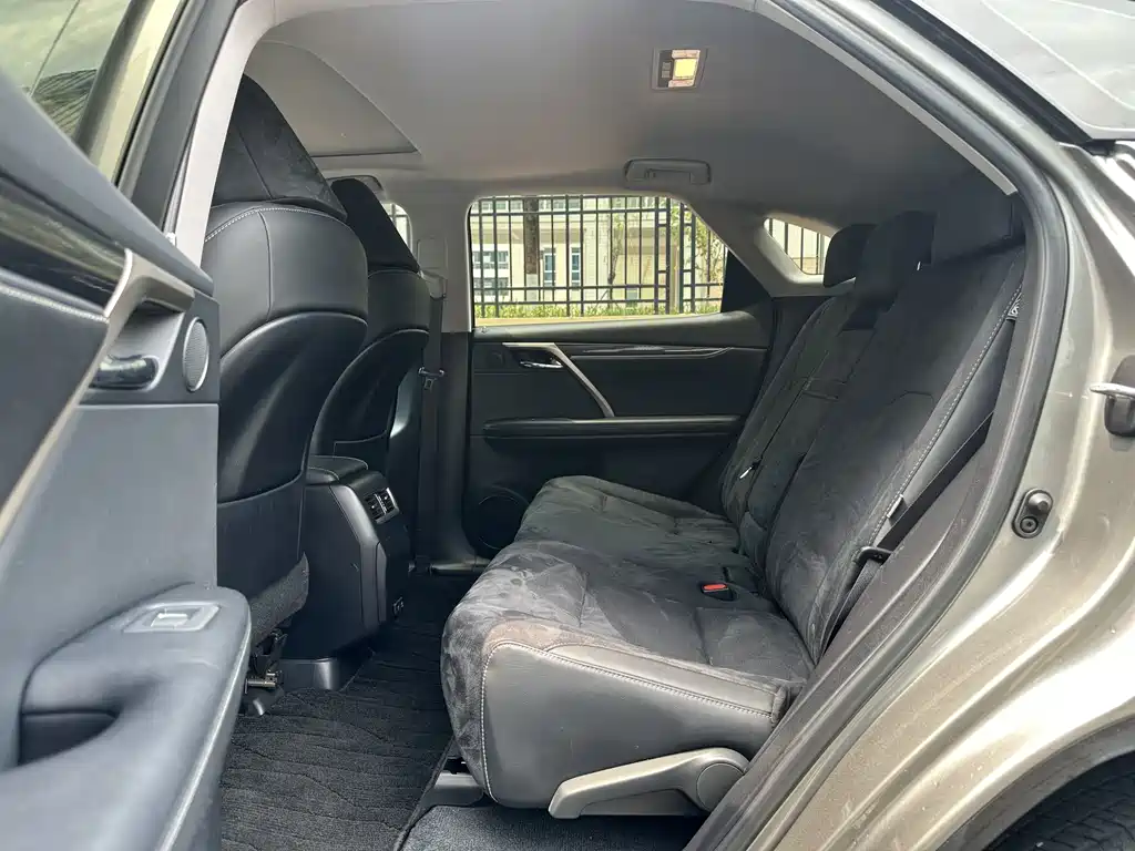 Lexus RX 2020 300 2WD Elite Edition National VI купить на сайте DeffCars