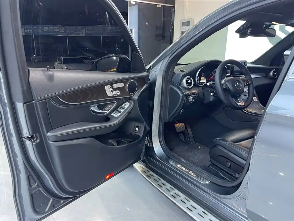 Mercedes-Benz GLC 2019 GLC 300 L 4MATIC Dynamic купить на сайте DeffCars