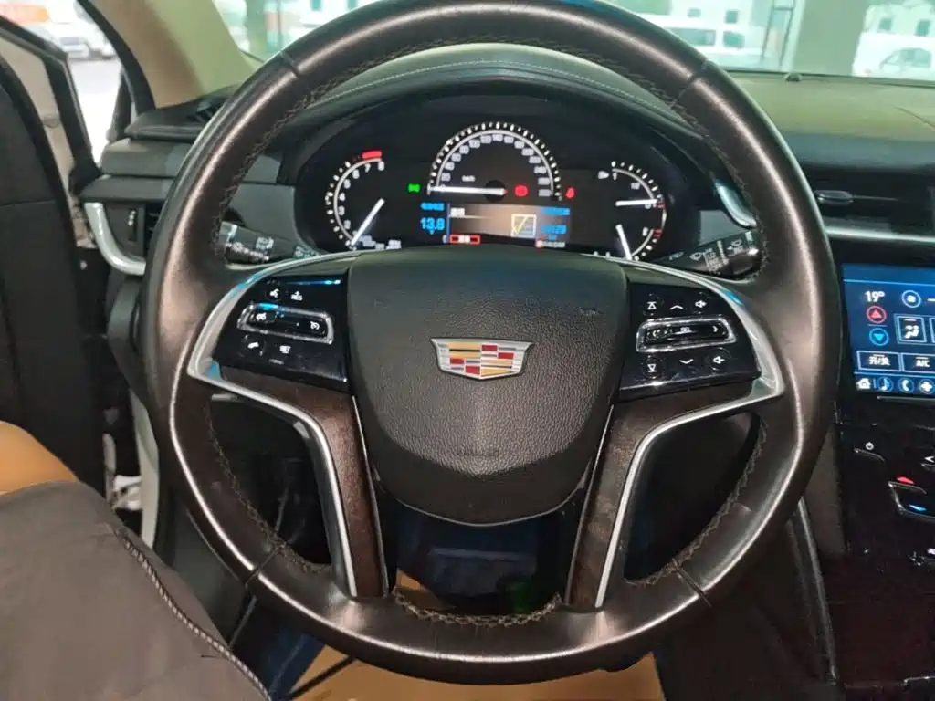 Cadillac XTS 2018 28T Technology купить на сайте DeffCars