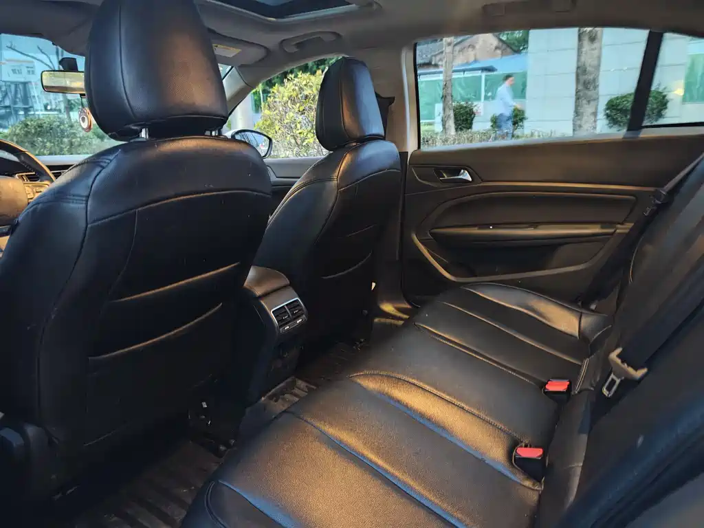 Peugeot 408 2018 1.8L automatic luxury version купить на сайте DeffCars