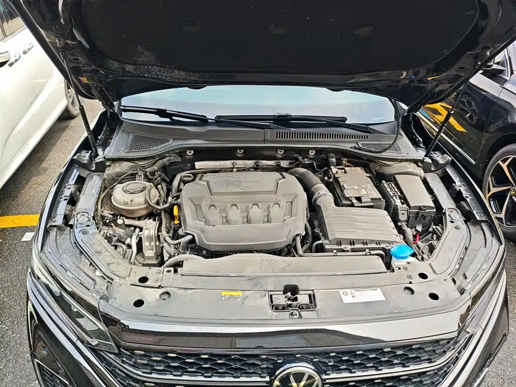 Passat 2025 Outstanding Model 380TSI Starry Sky Dragon Edition купить на сайте DeffCars