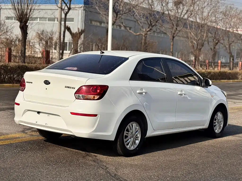 Huanchi 2020 1.4L automatic comfort sunroof version купить на сайте DeffCars