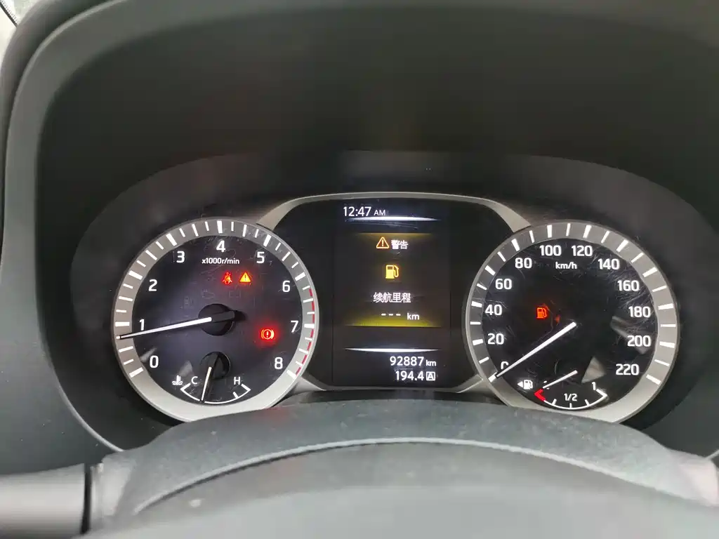 Navara 2021 2.5L manual two-wheel drive comfort model QR25 купить на сайте DeffCars