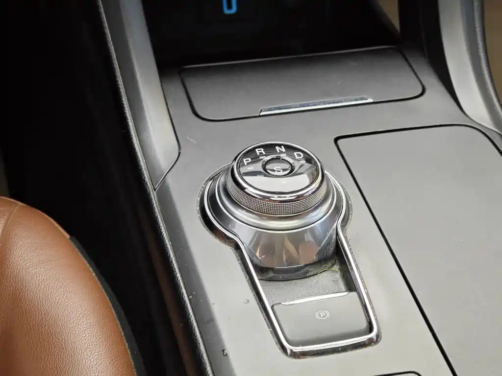 Mondeo 2018 EcoBoost 180 Cognac Special Edition купить на сайте DeffCars