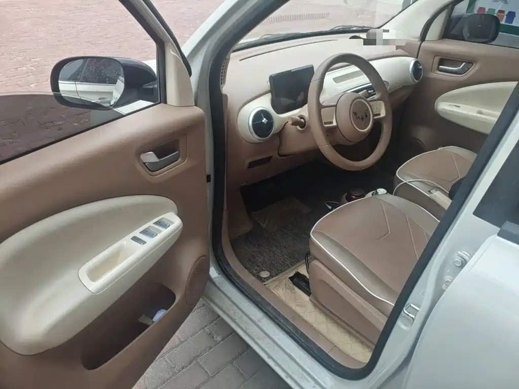 Hongguang MINIEV 2025 fourth generation four-door version advanced model купить на сайте DeffCars