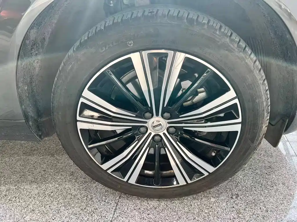 Volvo XC60 plug-in hybrid 2022 T8 plug-in hybrid four-wheel drive Zhiyuan luxury version купить на сайте DeffCars