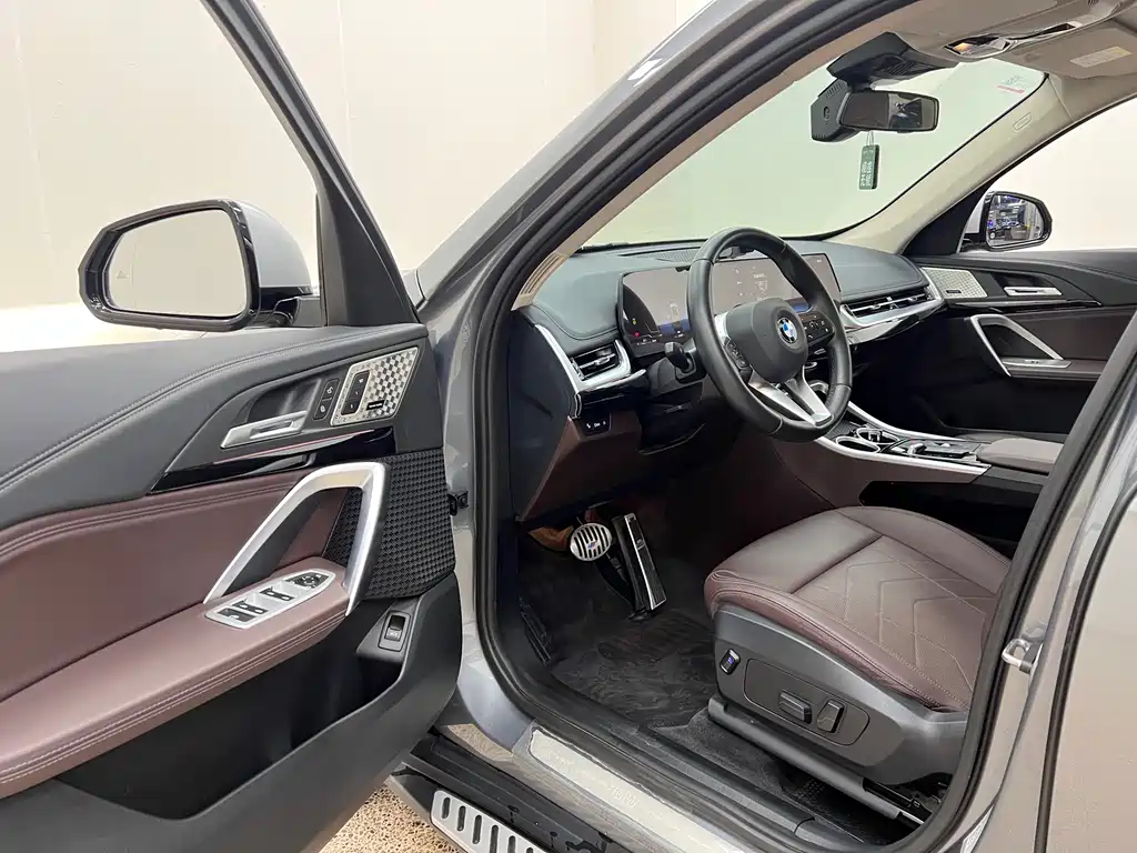 BMW X1 2023 sDrive25Li X Design Package купить на сайте DeffCars