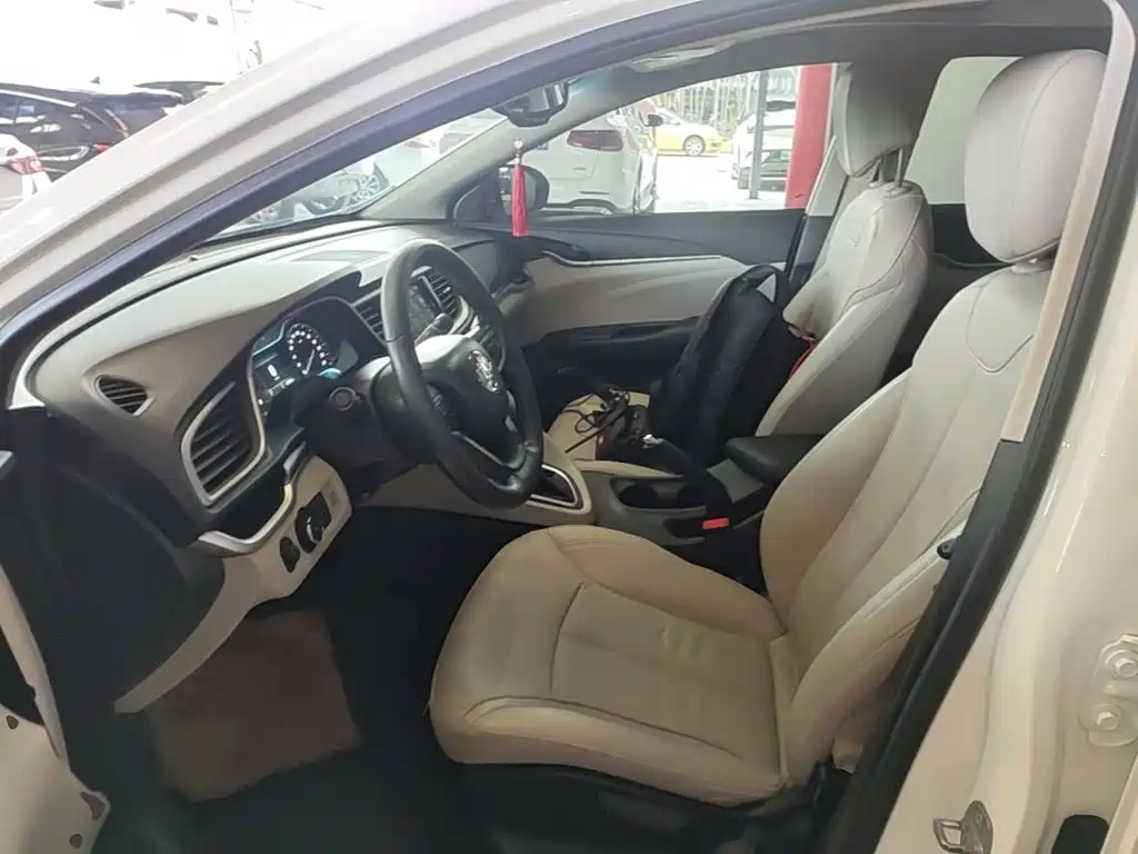 Yinglang 2019 15T dual-clutch interconnected elite model National V купить на сайте DeffCars