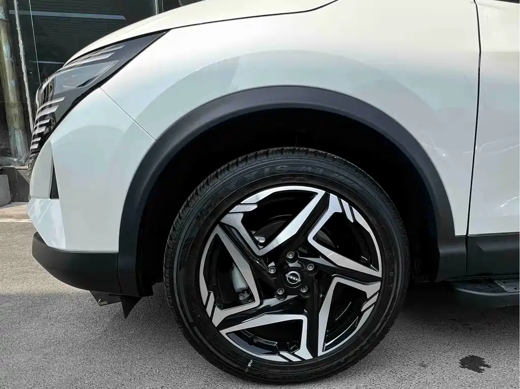 Qashqai 2025 Honor 2.0L CVT XV+ Leading Edition купить на сайте DeffCars
