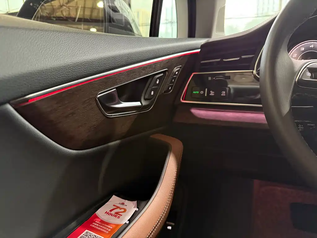 Audi Q7 2025 55 TFSI quattro S line sports купить на сайте DeffCars
