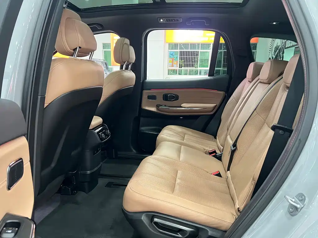 NIO ES8 2020 450KM seven-seater version купить на сайте DeffCars